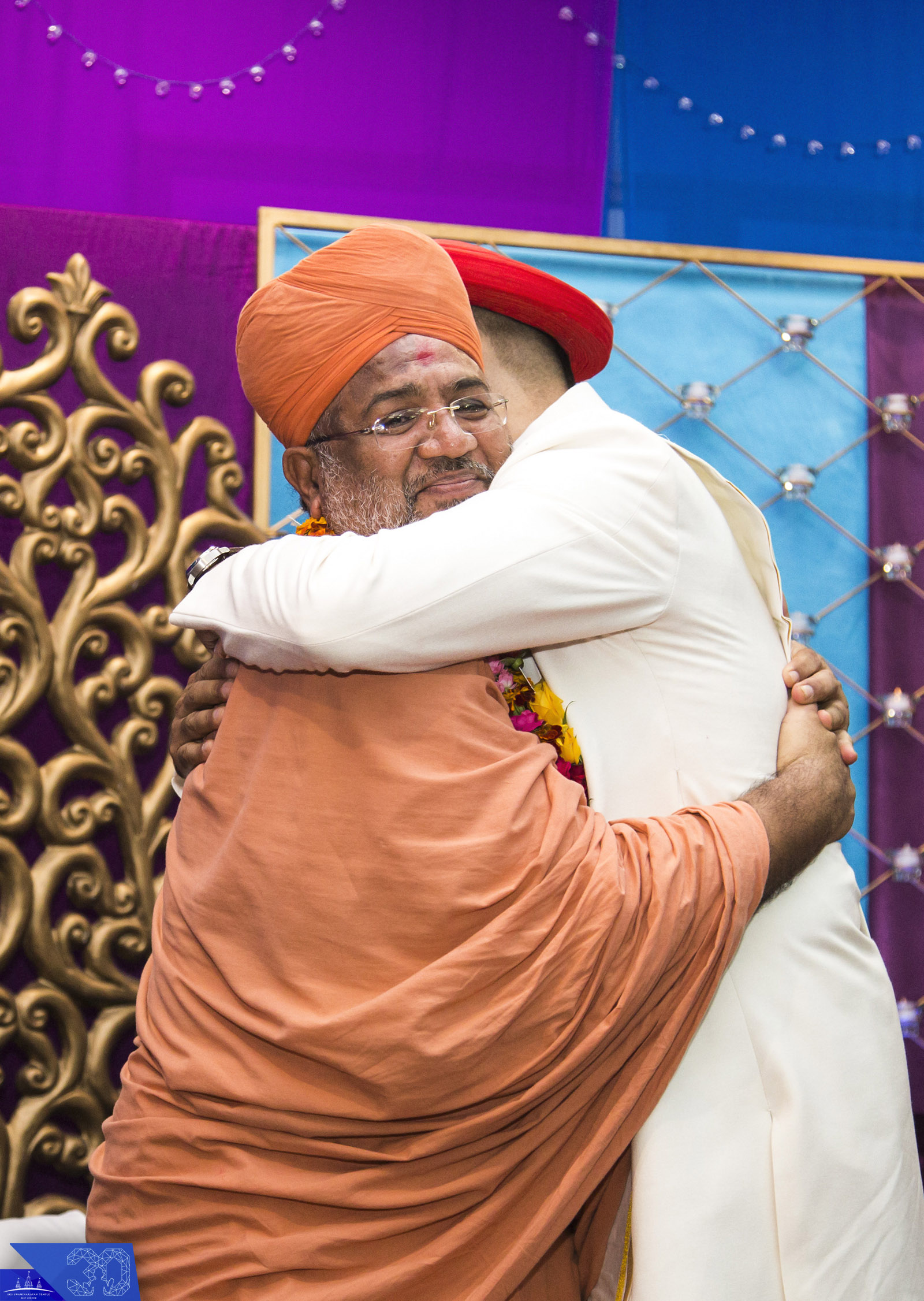 119  - ©1987-2017 SKS Swaminarayan Temple East London